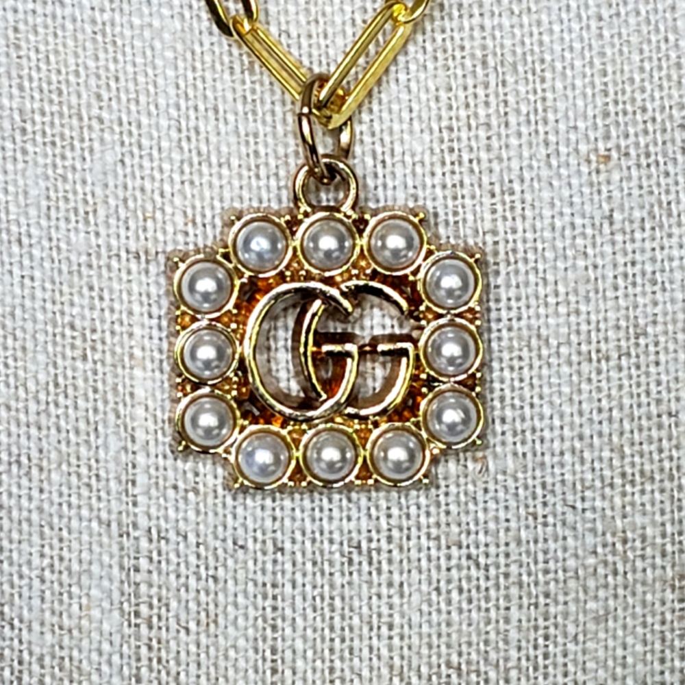 VINTAGE Gucci pearl logo gold plated sterling silver 18" paperclip …